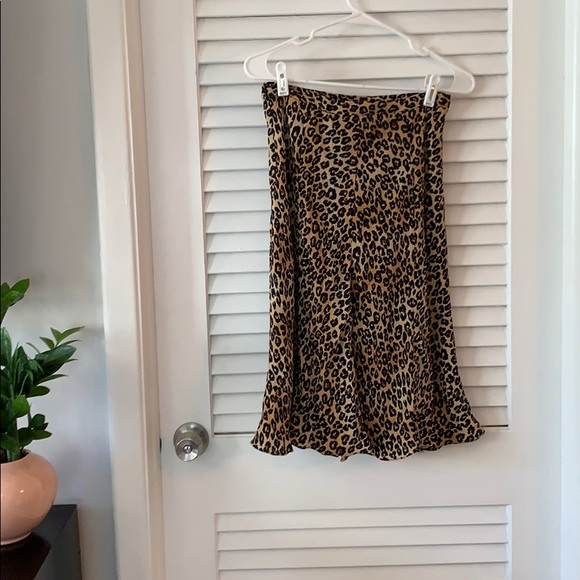 Michael Kors Cheetah Print Skirt, Size 2 - Picture 5 of 6